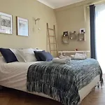 Chambre privée au cœur de la ville