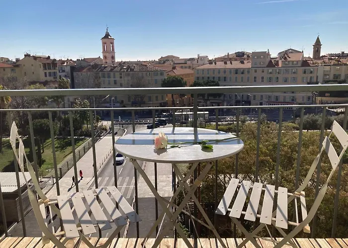 Chambre Privee Au Coeur De La Ville